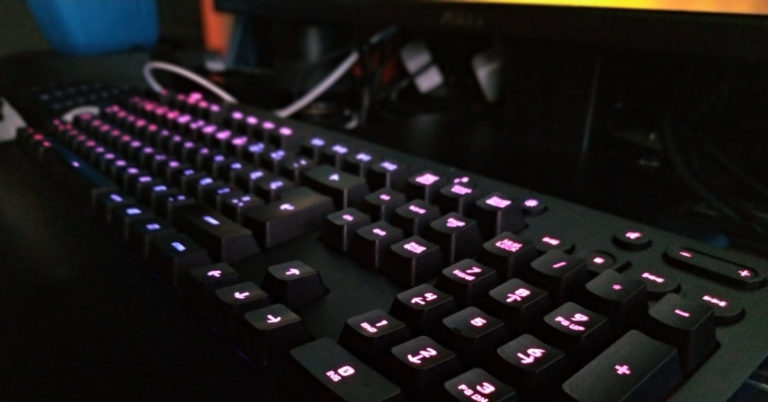 Best Ergonomic Mechanical Keyboards: Reviews and Buying Guide 2022